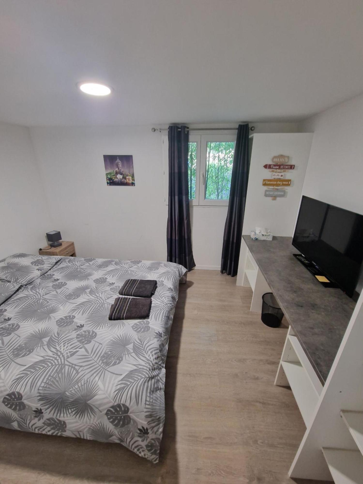 Séjour chez l'habitant Petit Dejeuner Compris *